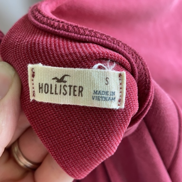 NWOT - Hollister Dress! - Picture 4 of 4